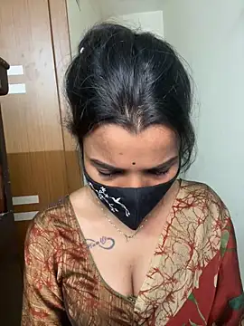 its_ur_flora (F young) - Boobs ply🤭