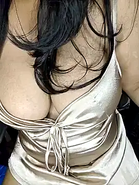 curvy_pooja (F young) - Full nude show