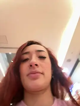 ariiel_ (F young) - SQUIRTTTT OHHH MMMM