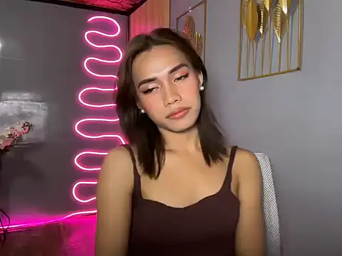 lovelynikki03 (T young) - be my king here and keep going till cum