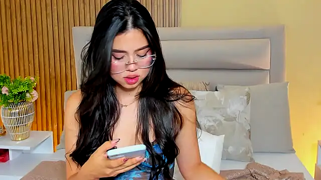 CristalMayson webcam