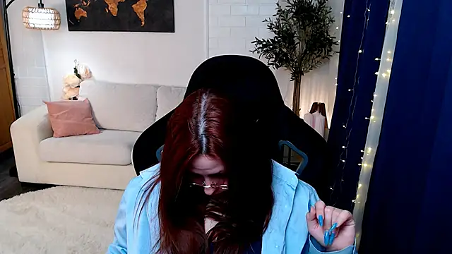 Hennessy_bunny webcam