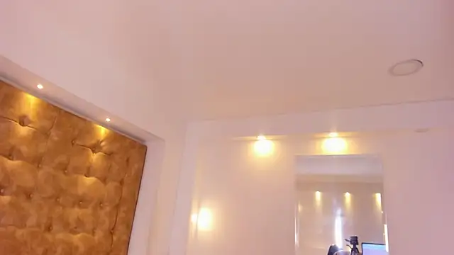 violet_giraldo webcam