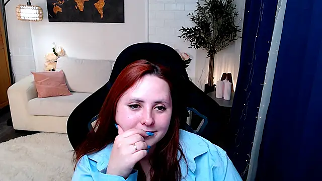 Hennessy_bunny webcam