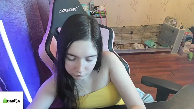 Crazy_forest_fairy webcam