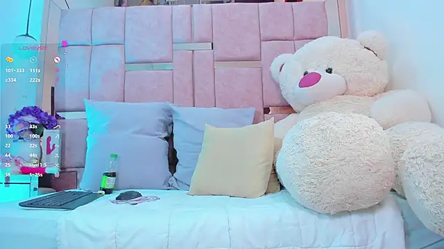 emily_daarell webcam