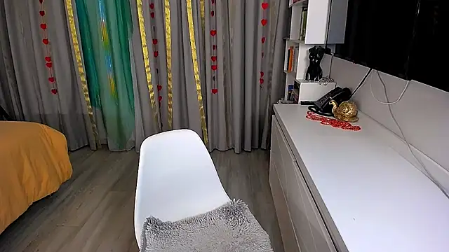 Almaz-Fire-Fox-One webcam