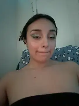 CharmingMaddie webcam