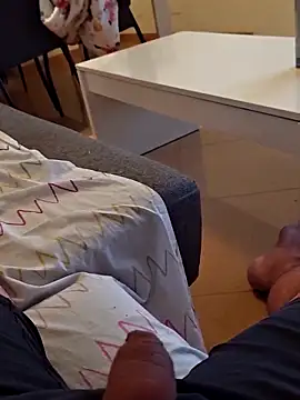 t-dog26 - T-dog26's free webcam - UK Sex Cams