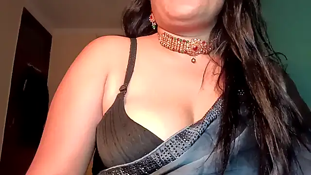 YourDesi_Laila_ webcam