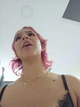 Kitty_San_xXx webcam