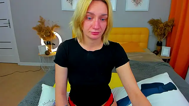 PollyRoseX webcam