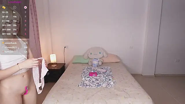 romy_room webcam