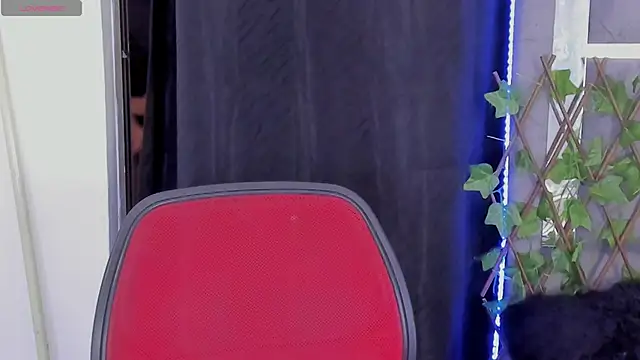 tatianasquirthot - Tatianasquirthot's free webcam - UK Sex Cams