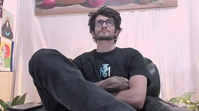 Loggan_donnelly webcam