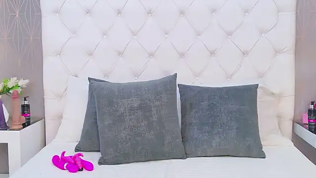 AntonellaEscudero webcam