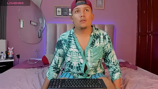 jeick_jhonson - JEICK_JHONSON's free webcam - UK Sex Cams