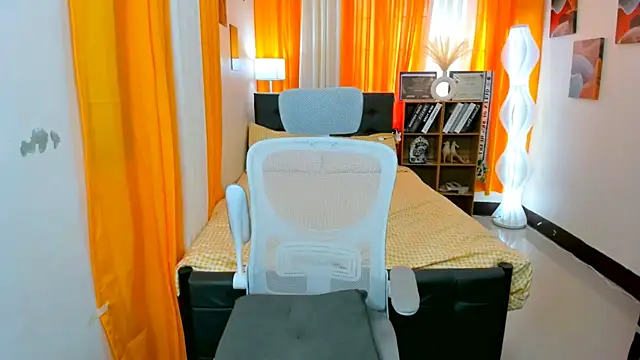 hotjessieempress webcam