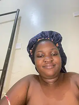 sweet18creamybigpussy webcam