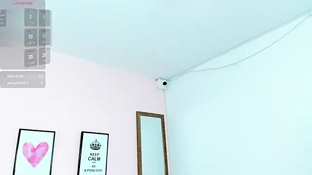 ElisabethMassey webcam