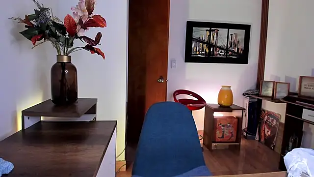 ValentinaNoir webcam