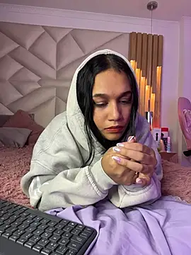 coraline_vera webcam