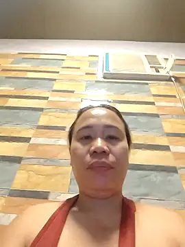 squirtshantal webcam