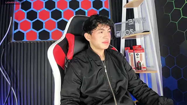 Cristopher_Wild webcam