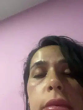 leila_moretti webcam