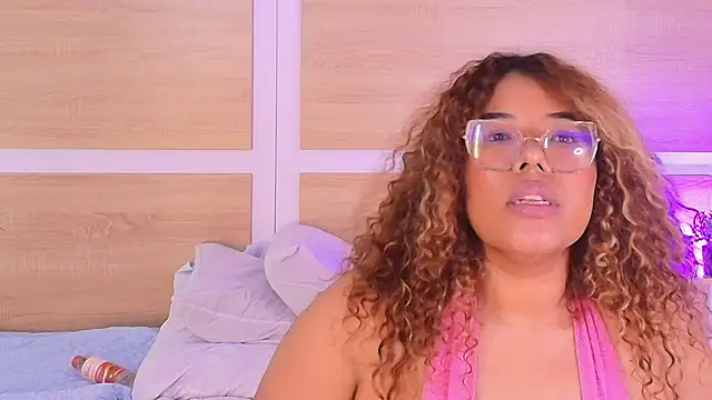 Your_big_ebony_goddness webcam