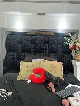 arianna_jones1 - Arianna_Jones1's free webcam - UK Sex Cams