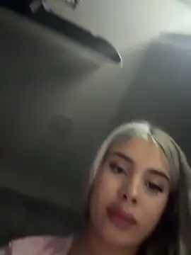 YouCandiSumisa webcam