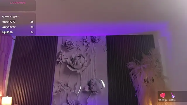 ShaniaDaniels webcam