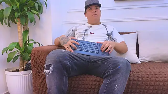 Naim_Bennetsex webcam