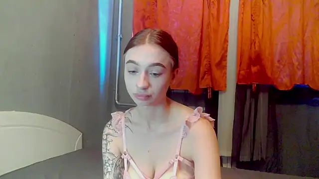 imChatty_Alice webcam