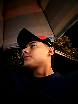 attractive-sexx live sex cam