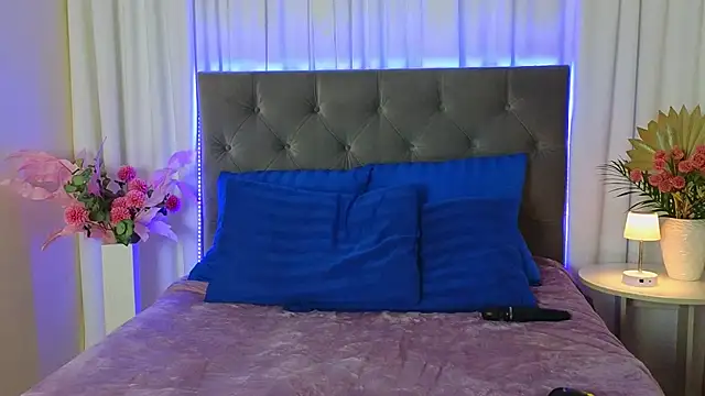 Ariana_Petite webcam