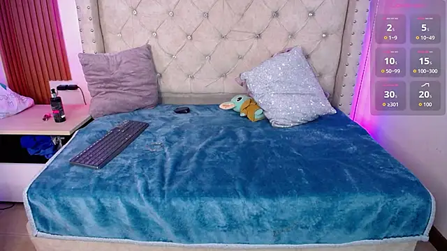 Elizabeth_Evans1 webcam