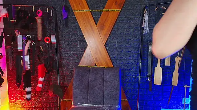 Mistress_lexi_bdsm webcam