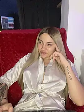 ScarlettMussee webcam