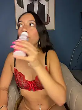 DulceLatinaxo webcam