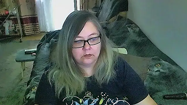 sex2 (F mature) - naked, squirt