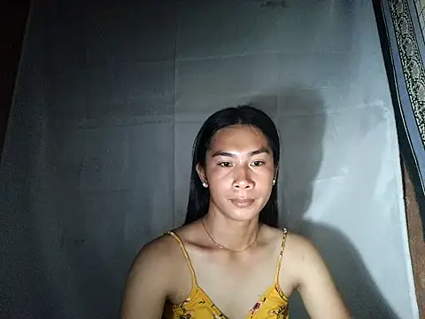 Asian_PrettyAle webcam