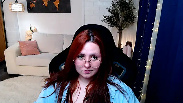 Hennessy_bunny webcam