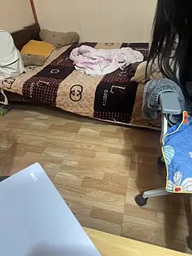 Mina048 webcam