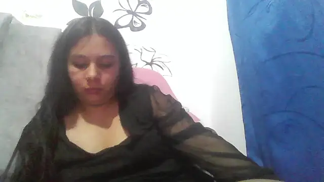 Charis_21 webcam