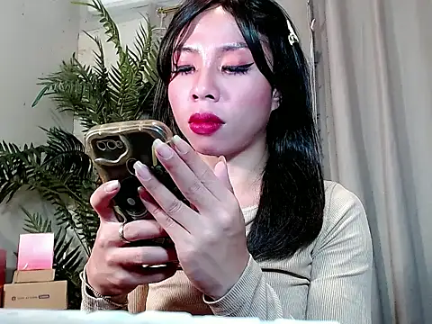 AsianTrixxx webcam