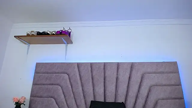 Jessica_Kraftt webcam