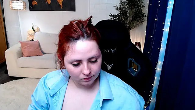 Hennessy_bunny webcam