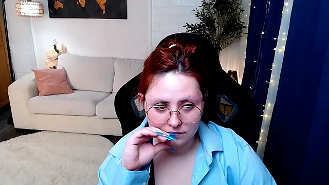 Hennessy_bunny webcam